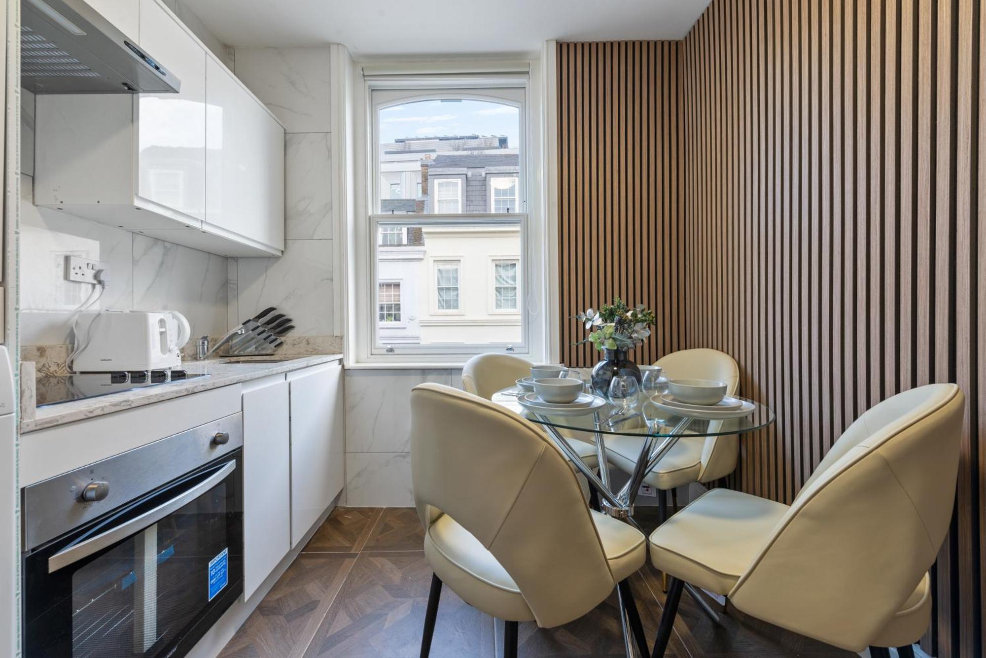 Appartement Stylish In The Heart Of Soho Your West End Escape! Gsg Londres