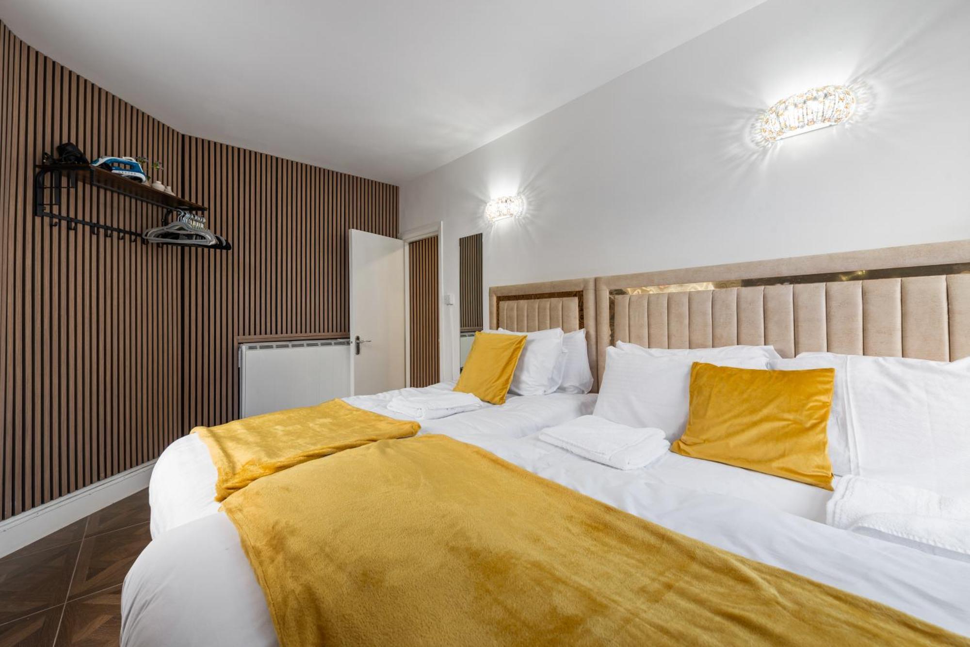 Stylish In The Heart Of Soho Your West End Escape! Gsg Londres